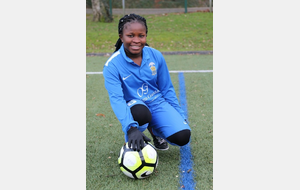 U16F : &quot;Les pipelettes de Sèvres à l'oeuvre...&quot;