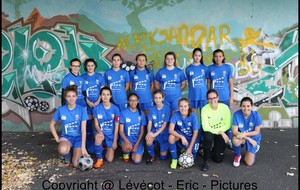 U16F &quot;Des pipelettes toujours dans le dur...&quot;