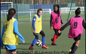 U14F : &quot;Une pipelette en détection...&quot;