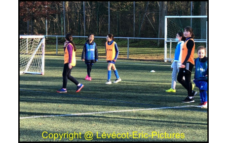 Féminines : &quot;Fillofoot de Noël ensoleillé...&quot;
